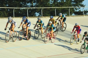 The ladies getting ready to sprint. Photo courtesy of Amara Boursaw / Wheels in Focus 