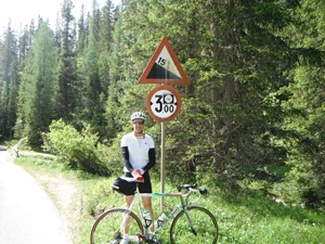 Going up a 15% slope for the next 3km.  Photo courtesy of Dave  Campbell